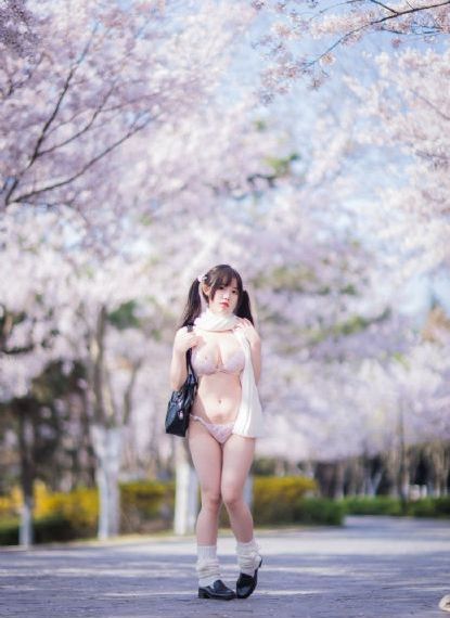 欧美不卡影院_720免费高清观看
